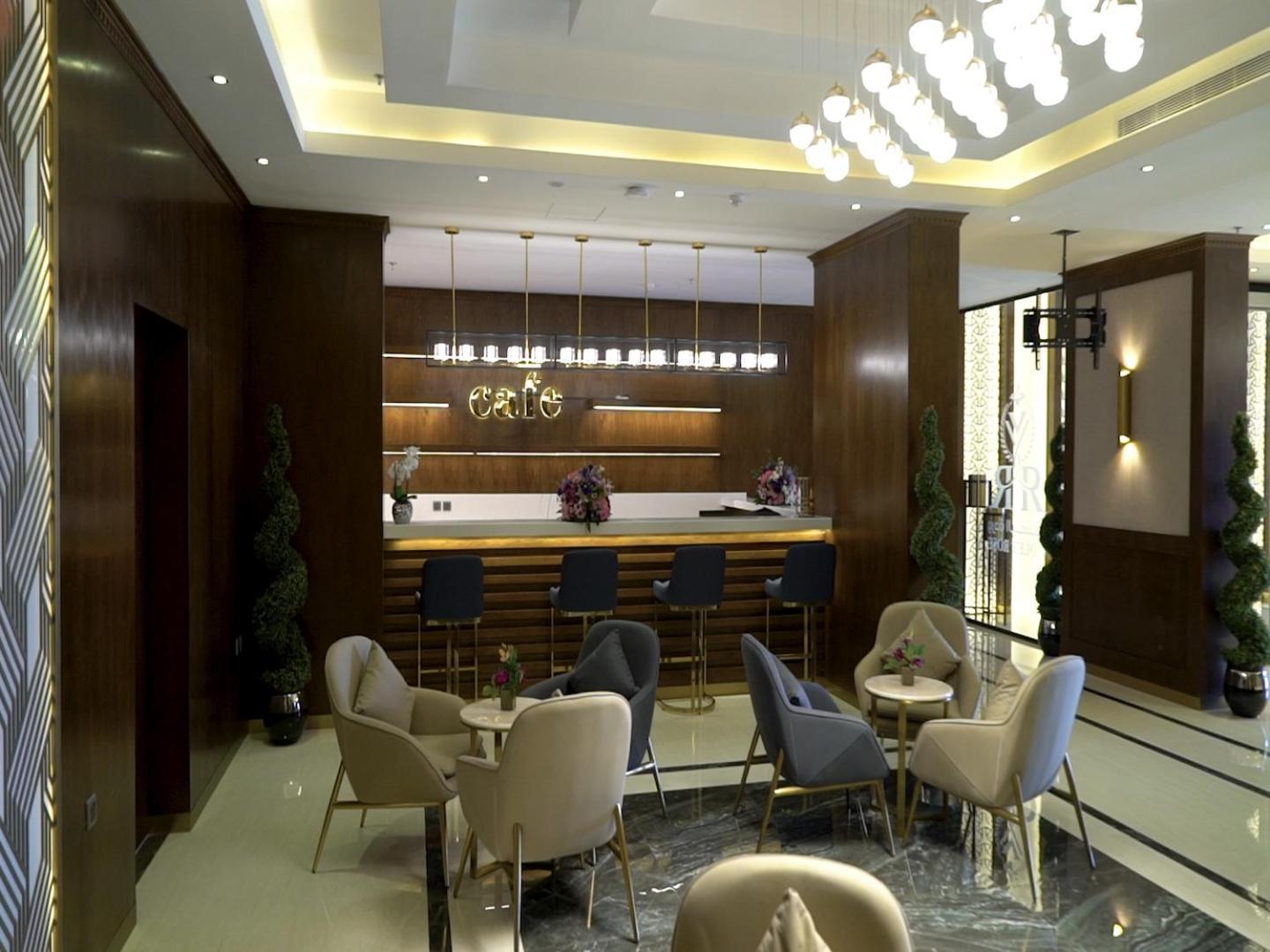 Violet Rose Aprit Jeddah