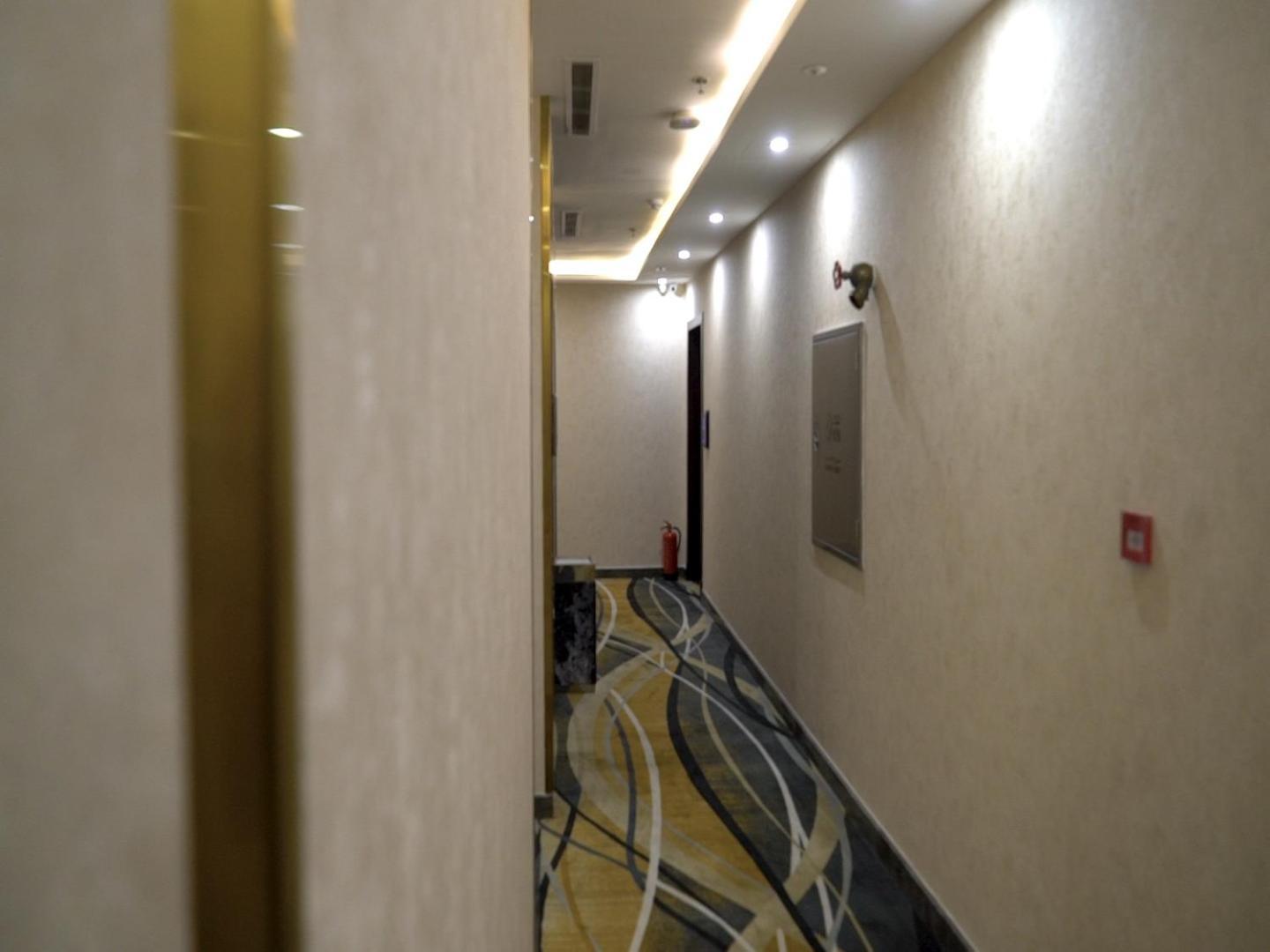 Violet Rose Aprit Aparthotel *