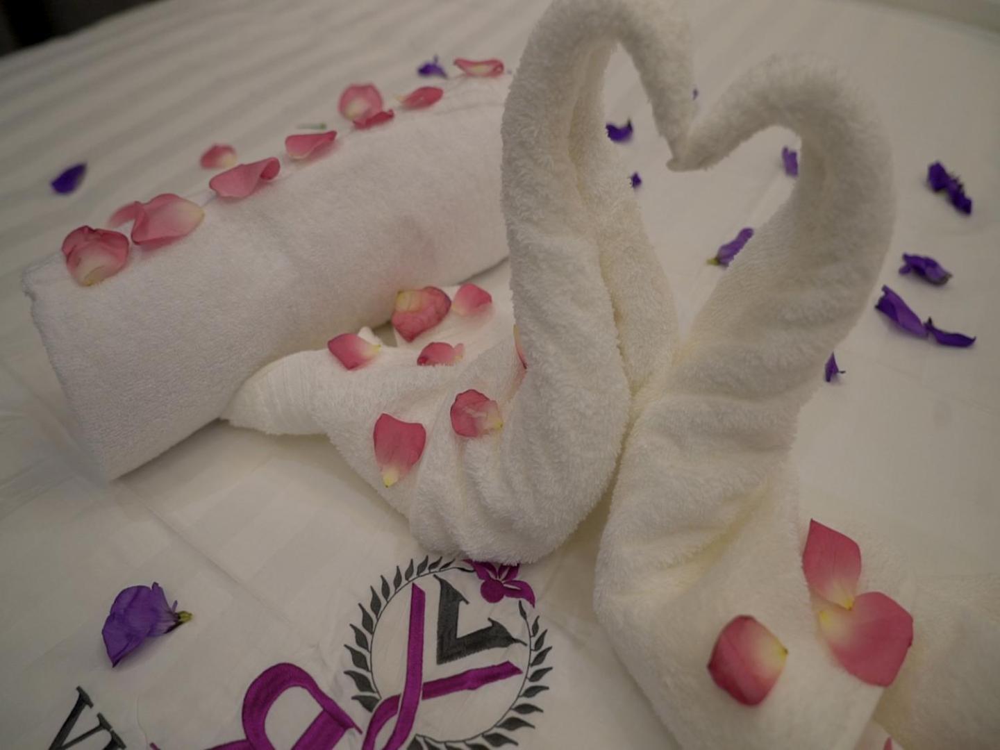 Violet Rose Aprit * Jeddah